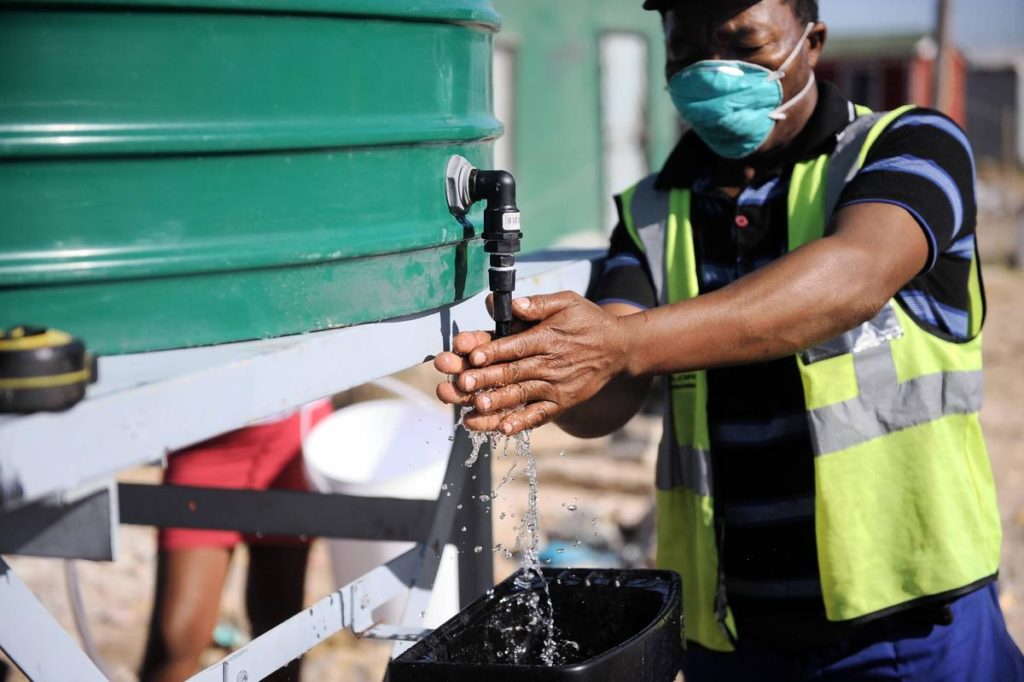 Water tanks for schools